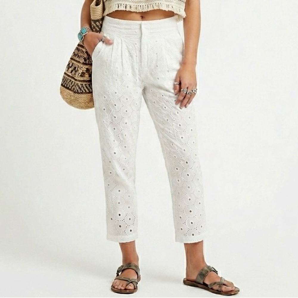 Cotton Eyelet Lace ANTHROPOLOGIE White Cropped Trouser Pant Coastal Grandmother